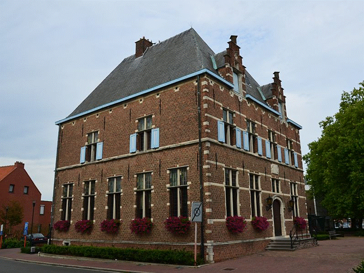 Afbeelding met buiten, gebouw, weg, baksteen

Automatisch gegenereerde beschrijving